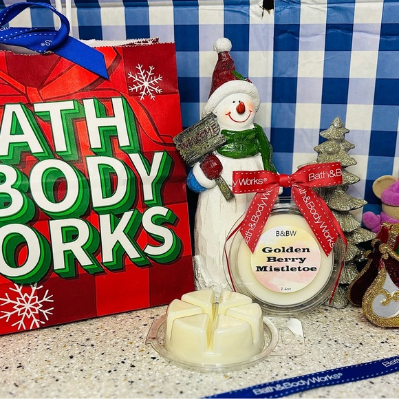 Bath and Body Works Wax Melts Golden Berry Mistletoe - Picture 1 of 5